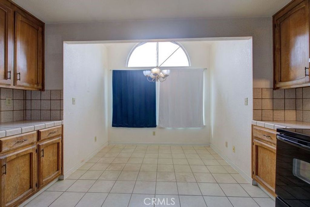 listing image 130721526770199753752