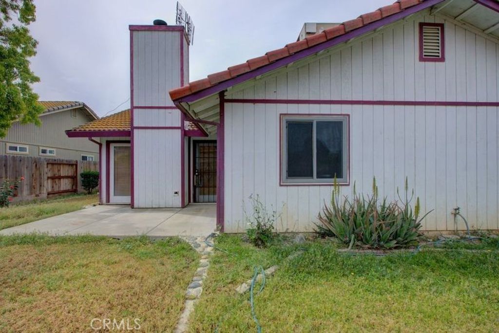 listing image 130723880816115351952