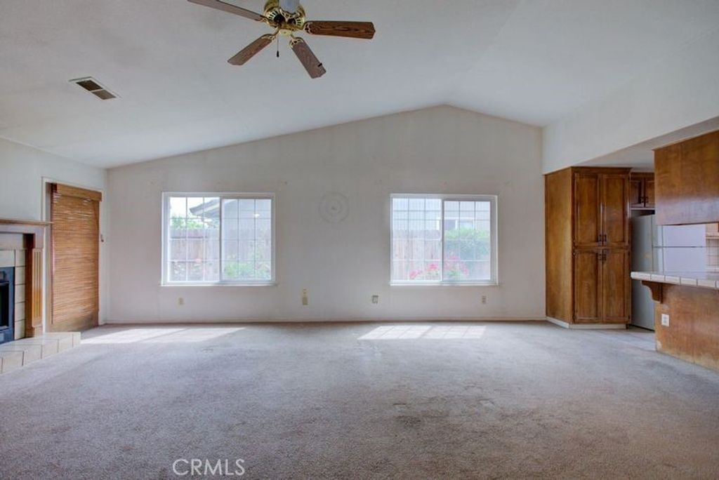 listing image 130729921249991633955