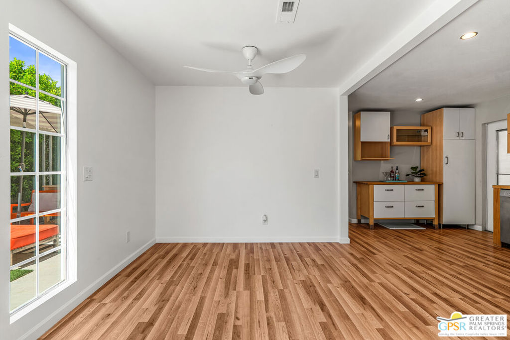 Palm Canyon Mobile Club - Manufactured In Park