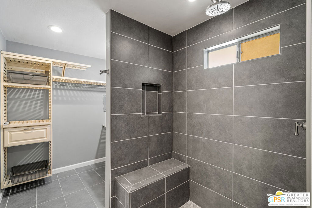 Palm Canyon Mobile Club - Manufactured In Park