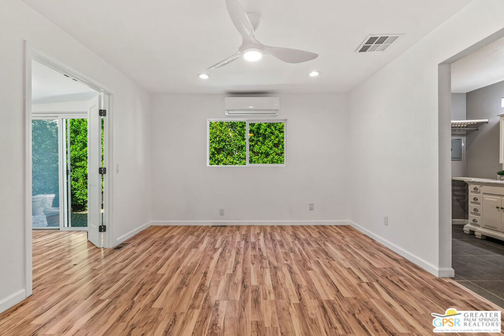 Palm Canyon Mobile Club - Manufactured In Park