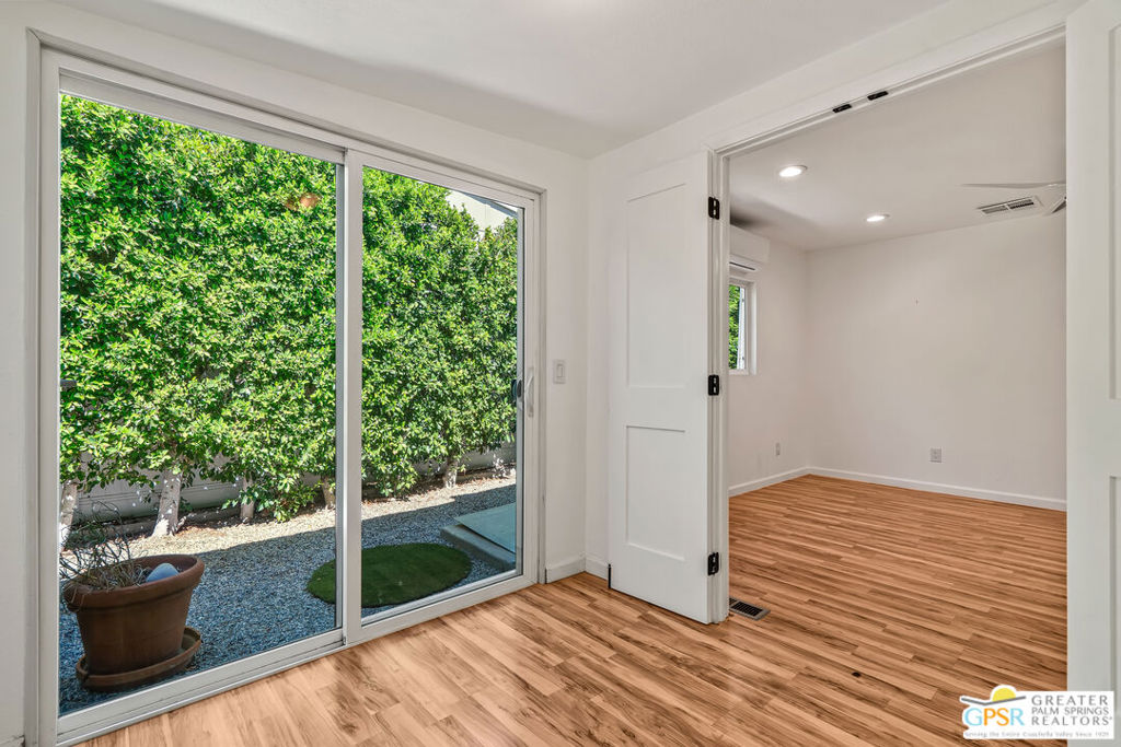 Palm Canyon Mobile Club - Manufactured In Park