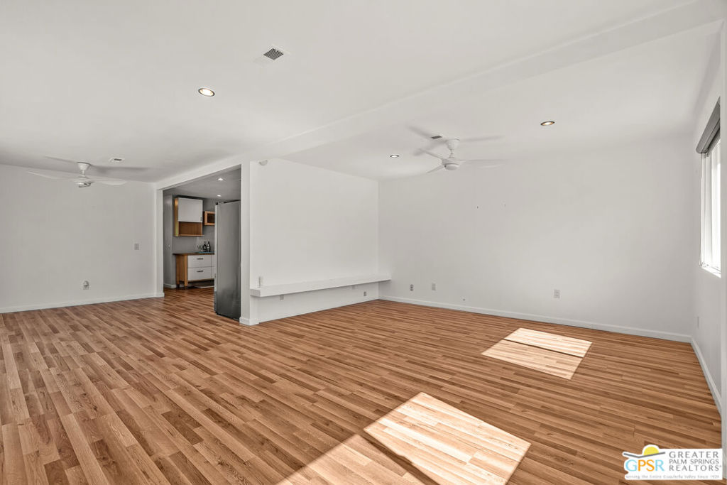 Palm Canyon Mobile Club - Manufactured In Park