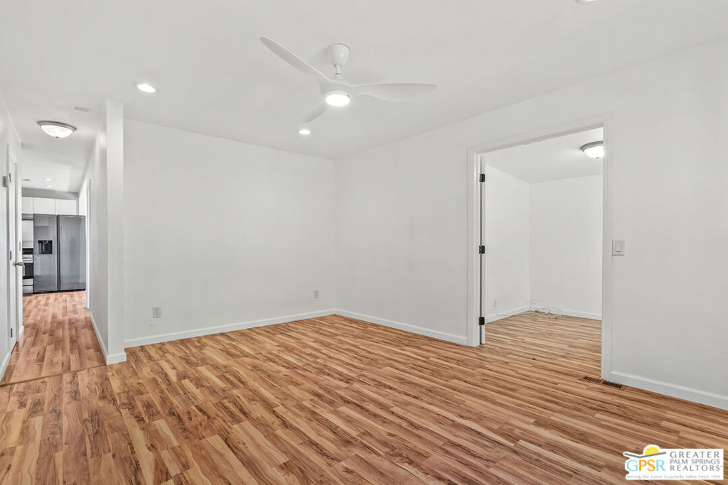 Palm Canyon Mobile Club - Manufactured In Park