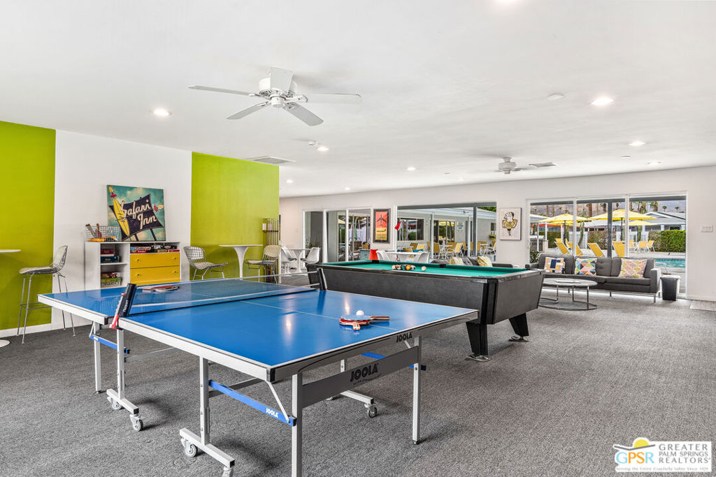 Palm Canyon Mobile Club - Manufactured In Park