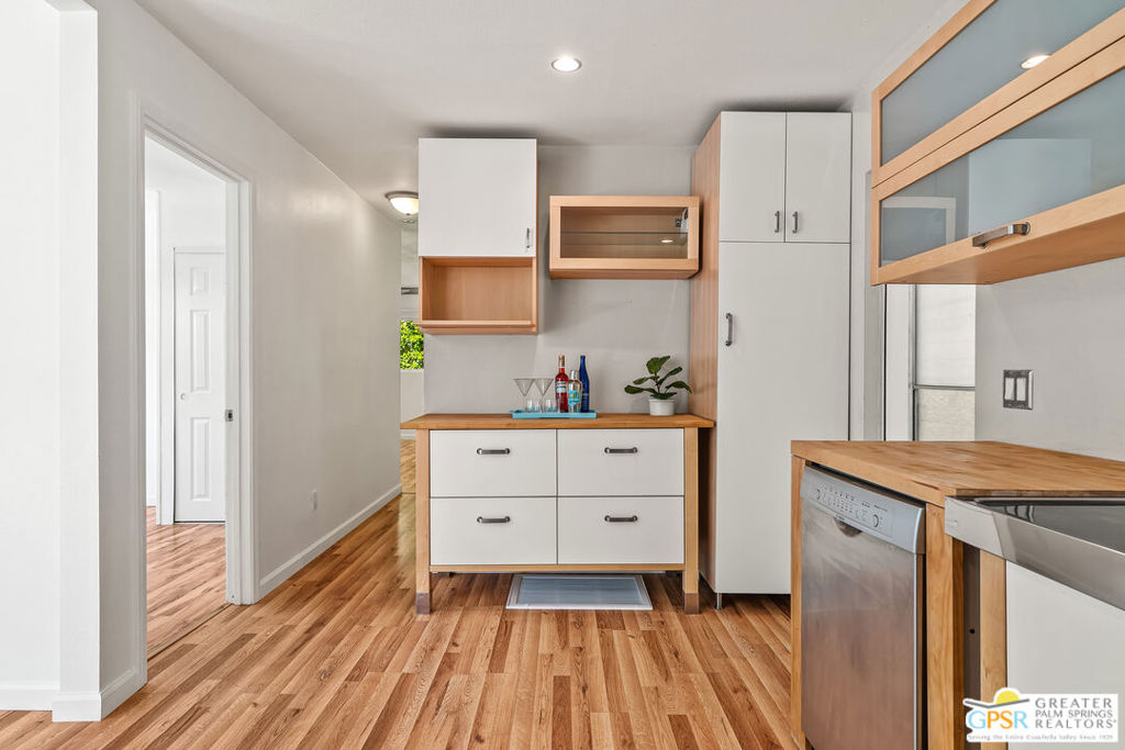 Palm Canyon Mobile Club - Manufactured In Park