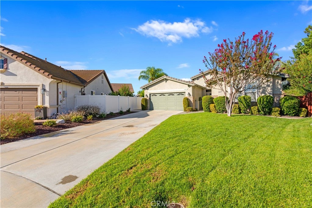 30279 Ravenswood Circle