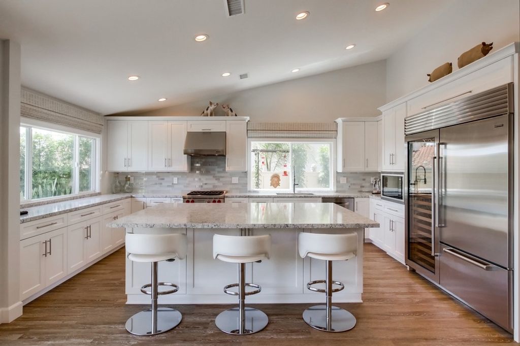 listing image 130729598807282298721