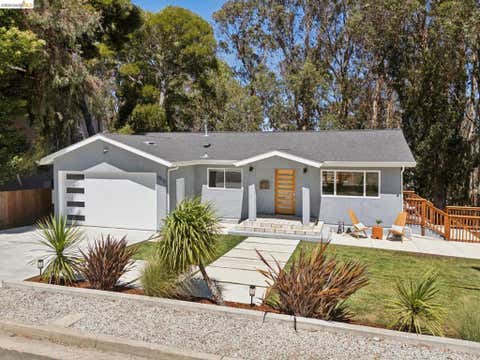 Photo of 1813 Brentz Ln, San Pablo, CA 94806 (MLS # 41143673)