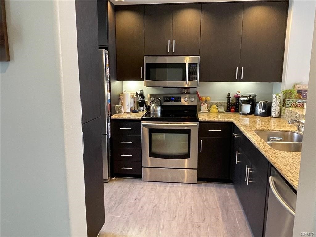 Metropolitan (MET) - Residential Lease