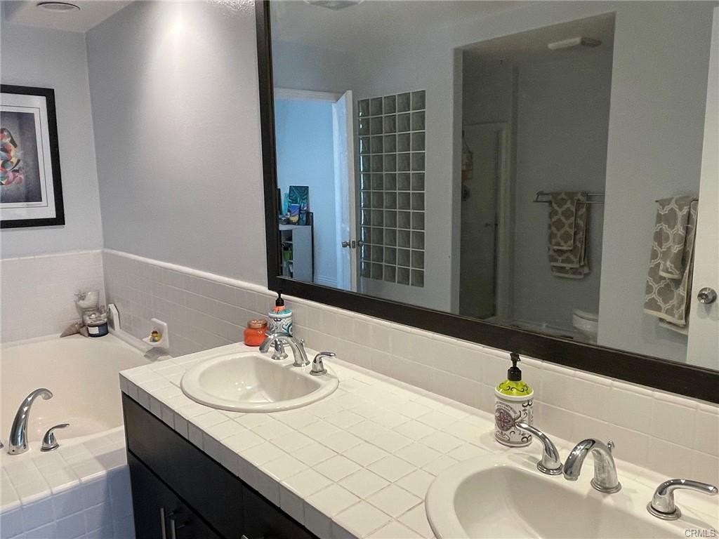 Metropolitan (MET) - Residential Lease