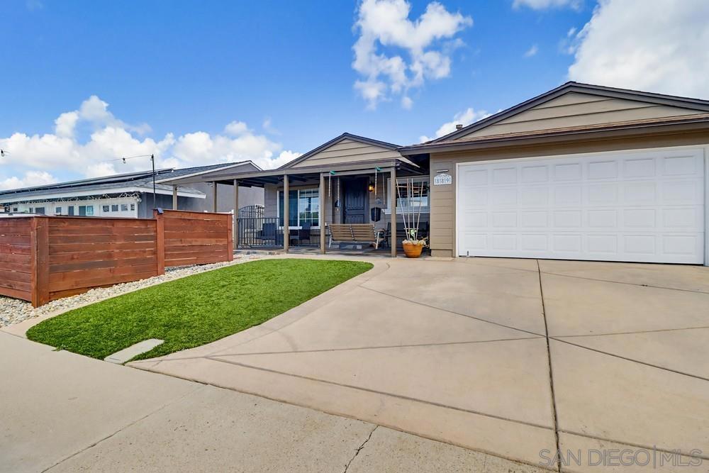 889 Blackwood Dr