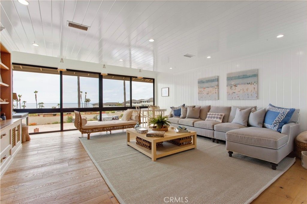 Photo of 16 Blue Lagoon, Laguna Beach, CA 92651 (MLS # SR25270728)