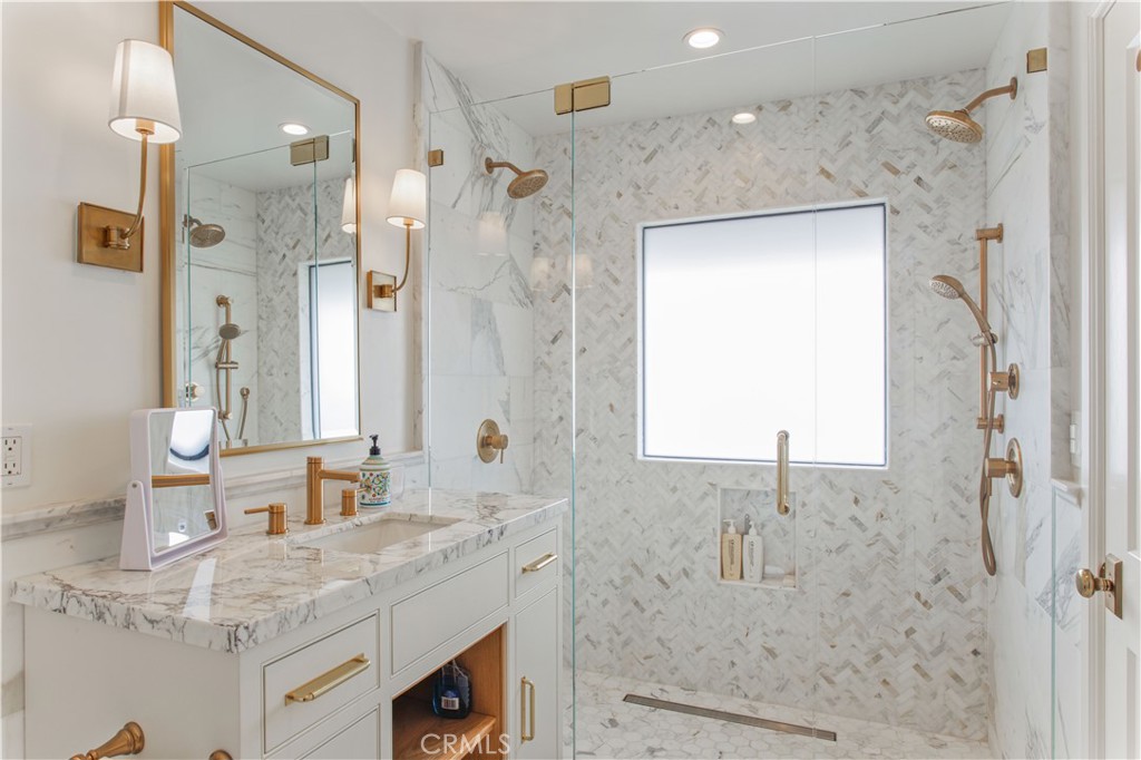 Blue Lagoon (BL) - Residential Lease