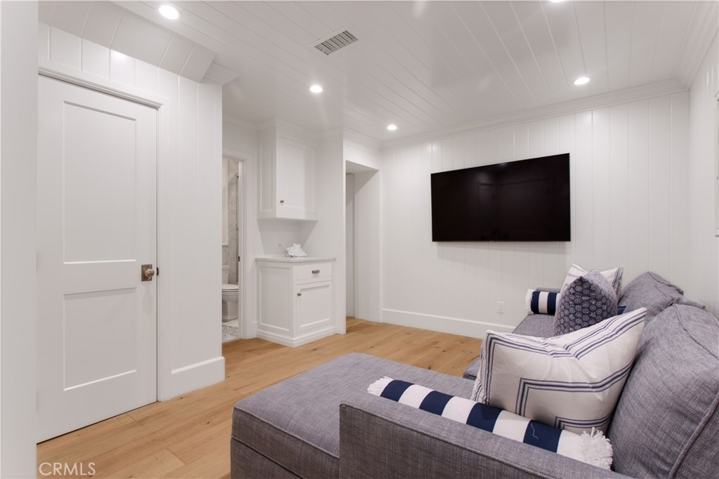 Blue Lagoon (BL) - Residential Lease