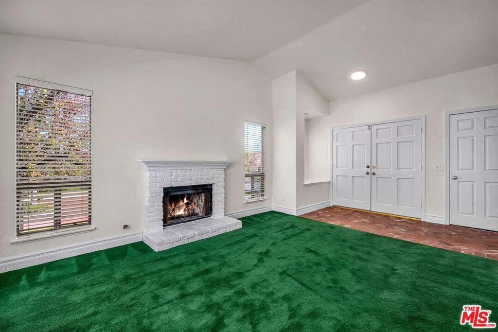 Photo of 455 Kennerick Lane, Simi Valley, CA 93065 (MLS # 26652569)