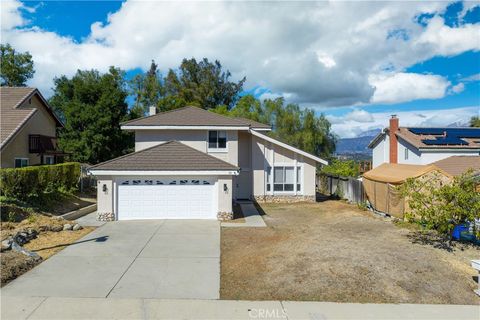 Photo of 19 Viewpoint Circle, Pomona, CA 91766 (MLS # WS25176115) Photo of 19 Viewpoint Circle, Pomona, CA 91766 (MLS # WS25176115)