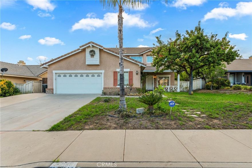 Spacious 4 bedroom home with a loft and 3 full bedrooms. This home has a very unique floor plan with 2 bedrooms and 1 full bathroom downstairs, and a living room with gas fireplace. Upstairs you will find 2 bedrooms and 2 full bathrooms, including a primary bedroom with balcony, and a primary bathroom with walk-in closet. The backyard features a patio and low maintenance yard.