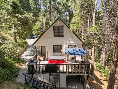 Photo of 25576 Hi Lane, Twin Peaks, CA 92391 (MLS # PW25158189)