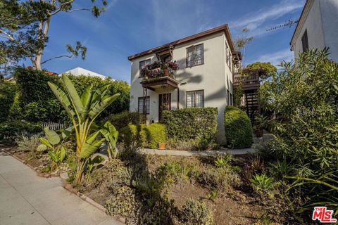 Photo of 947 17th Street, Santa Monica, CA 90403 (MLS # 26828737)