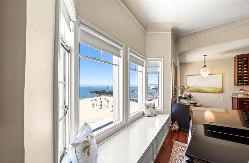 800 E Ocean Boulevard 1505