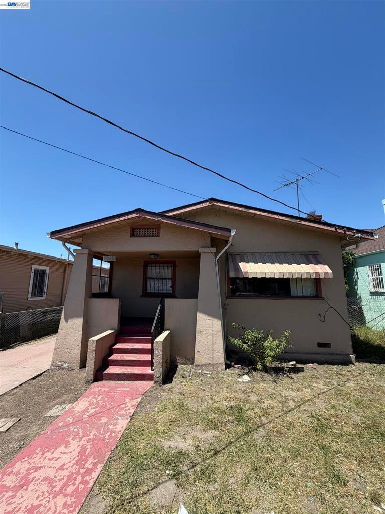 1363 61st Ave Ave, Oakland CA 94621
