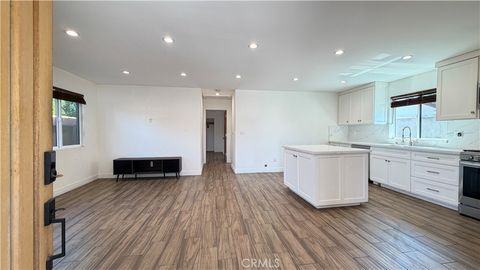Photo of 7257 Wilbur Avenue #Back house, Reseda, CA 91335 (MLS # SR26114385)