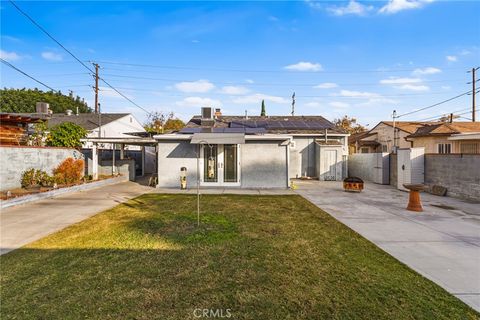 Tiny photo for 1817 N Hollywood Way, Burbank, CA 91505 (MLS # SR26050173)