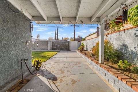 Tiny photo for 1817 N Hollywood Way, Burbank, CA 91505 (MLS # SR26050173)