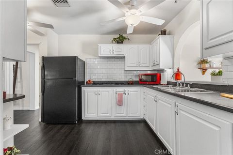 Tiny photo for 1817 N Hollywood Way, Burbank, CA 91505 (MLS # SR26050173)