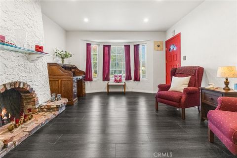 Tiny photo for 1817 N Hollywood Way, Burbank, CA 91505 (MLS # SR26050173)