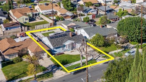 Tiny photo for 1817 N Hollywood Way, Burbank, CA 91505 (MLS # SR26050173)