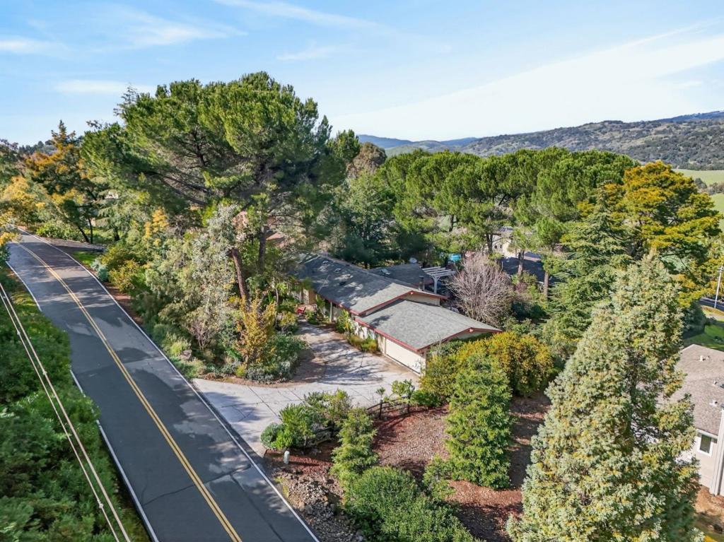 17490 Blue Jay Drive