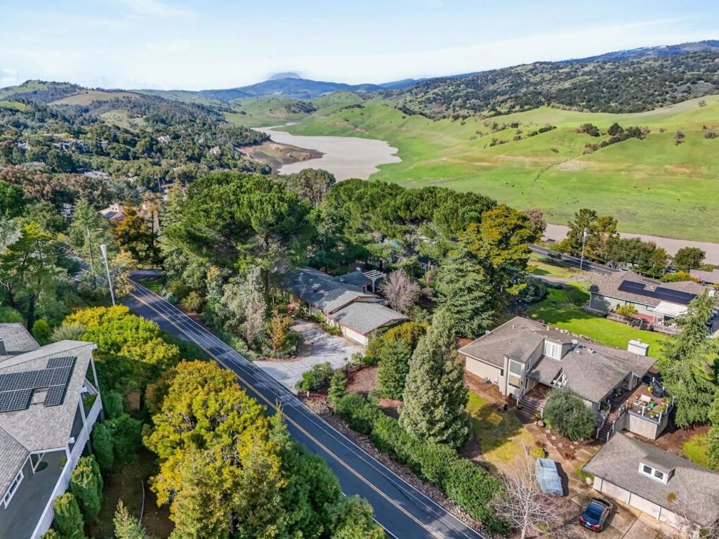 17490 Blue Jay Drive