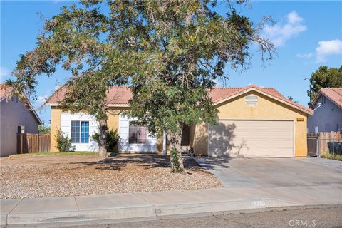 Photo of 14753 Kimberly St, Adelanto, CA 92301 (MLS # HD25276231)