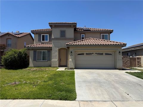 Photo of 31652 Umbria Ln, Winchester, CA 92596 (MLS # SW26101290)