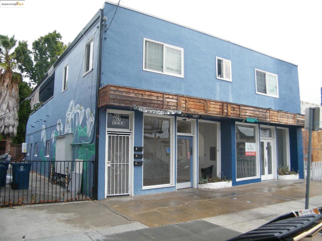 MIDTOWN - Residential Income