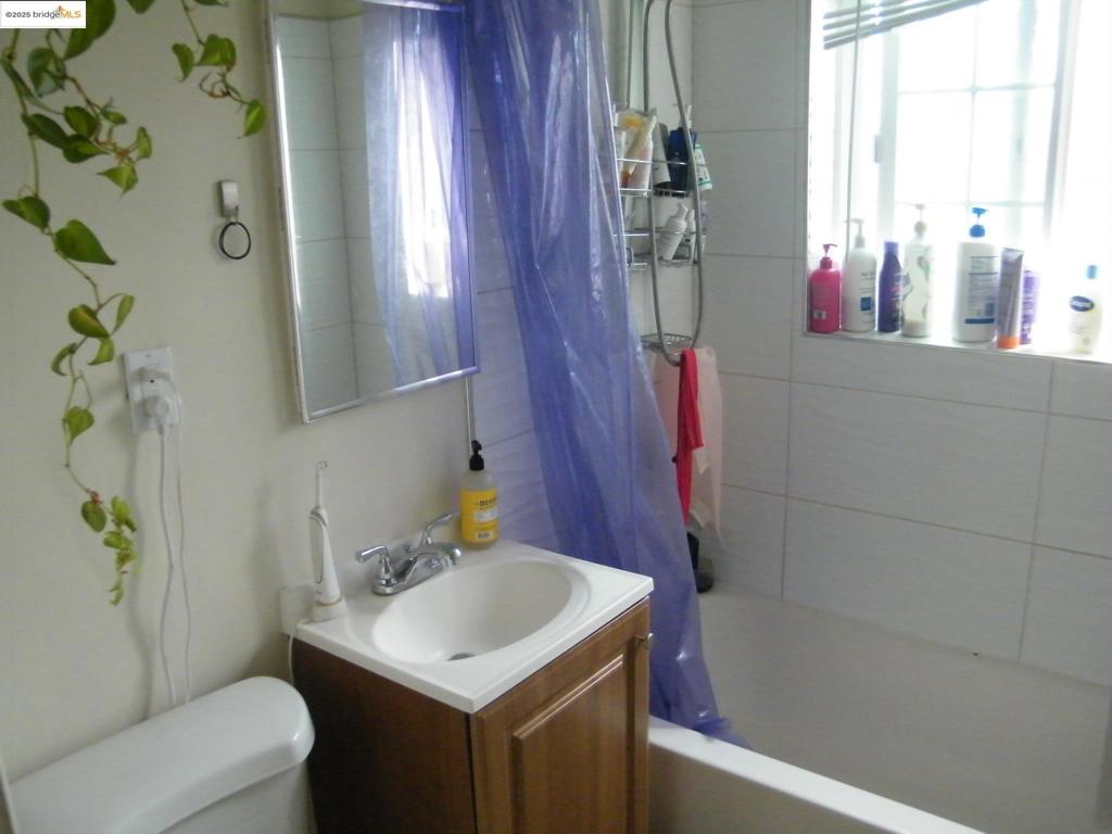 MIDTOWN - Residential Income