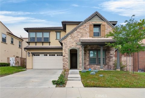 Photo of 755 E Orange Blossom WAY, Azusa, CA 91702 (MLS # WS26099982)