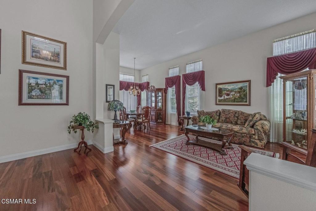 239 Chantilly Circle