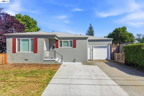 Tiny photo for 1839 Hill Ave Ave, Hayward, CA 94541 (MLS # 41137319)