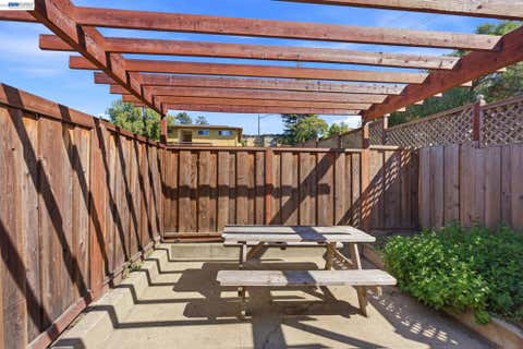 Tiny photo for 1839 Hill Ave Ave, Hayward, CA 94541 (MLS # 41137319)