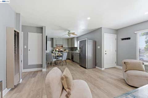 Tiny photo for 1839 Hill Ave Ave, Hayward, CA 94541 (MLS # 41137319)