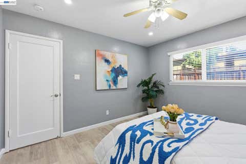 Tiny photo for 1839 Hill Ave Ave, Hayward, CA 94541 (MLS # 41137319)
