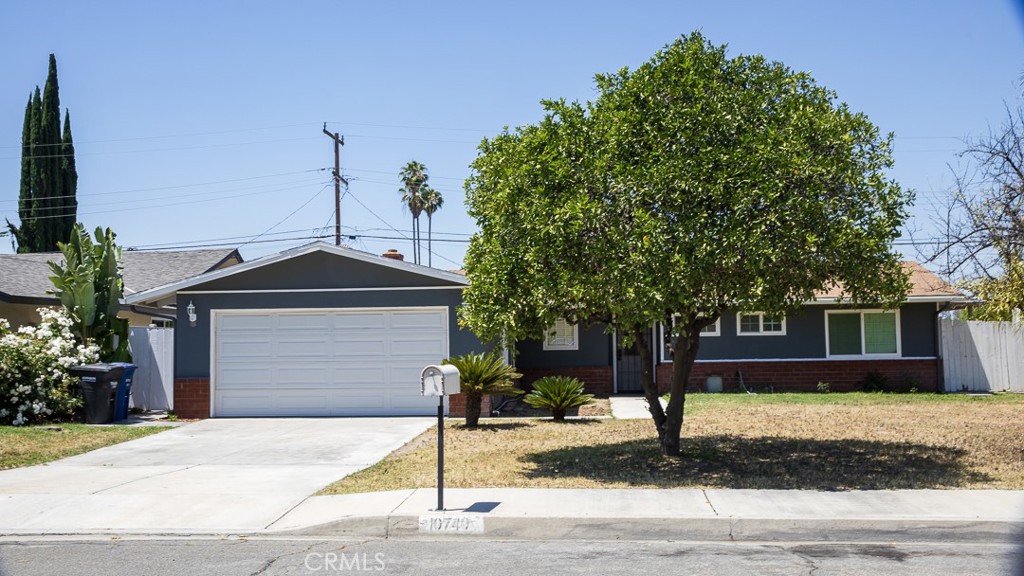 10740 Coloma