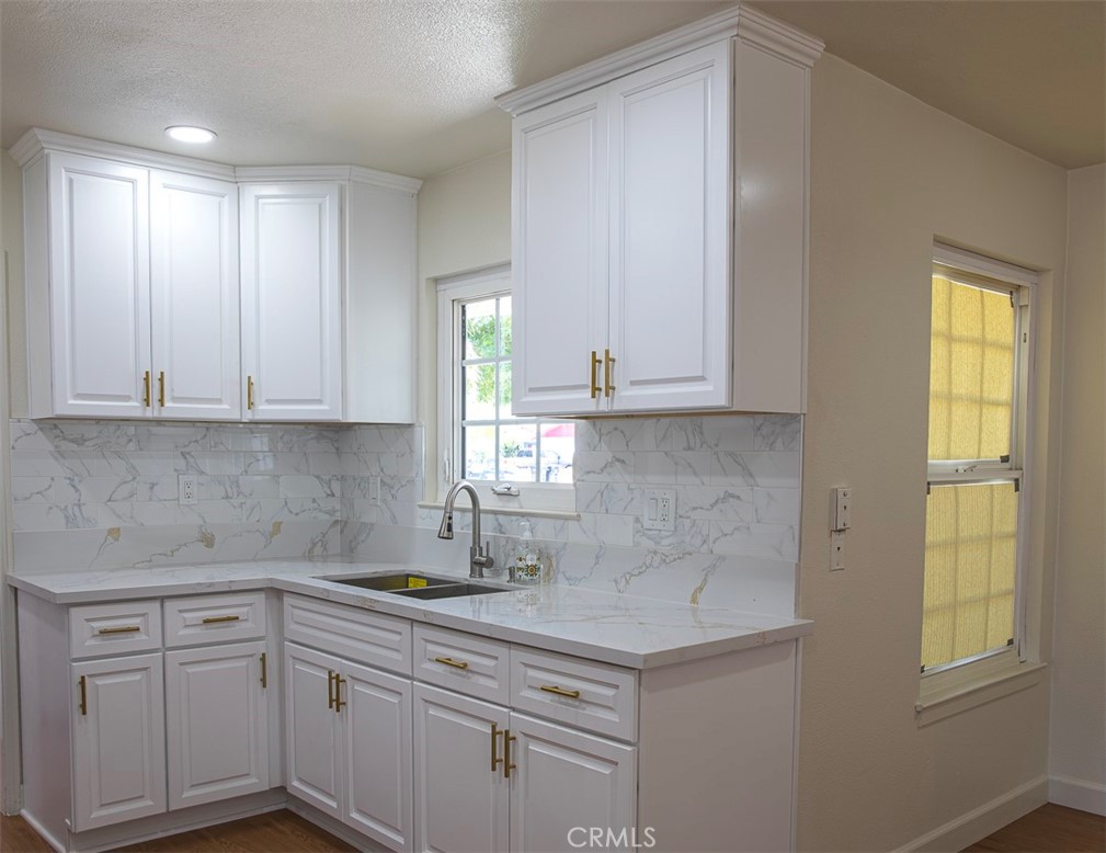 10740 Coloma