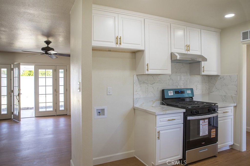 10740 Coloma