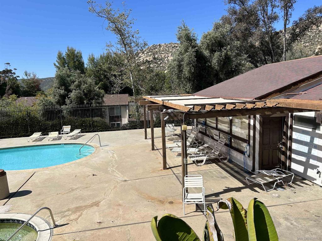 Ramona - Residential
