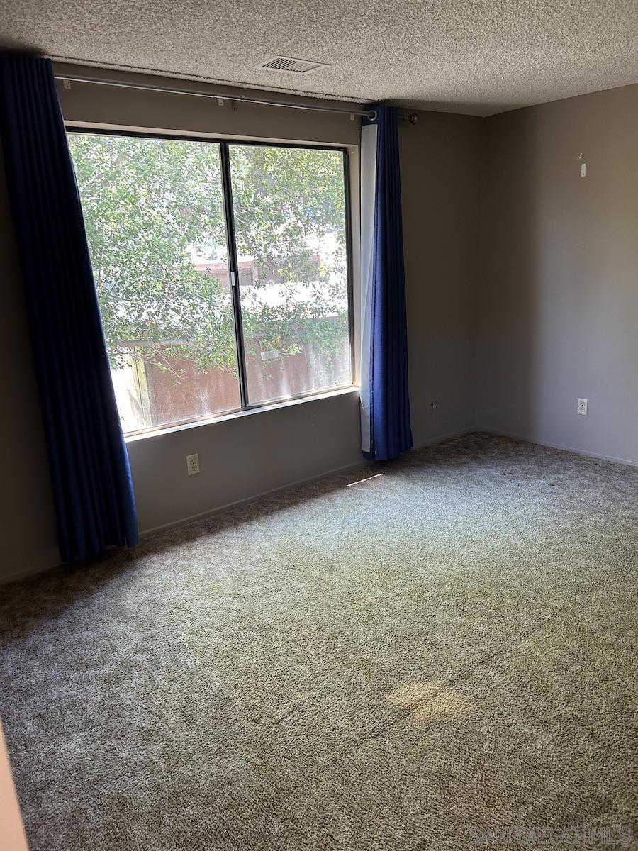 Ramona - Residential